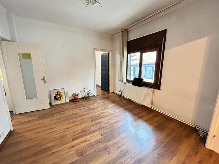 Apartament 3 camere in vila Aurel Vlaicu | Garaj 26.48 mp - 1