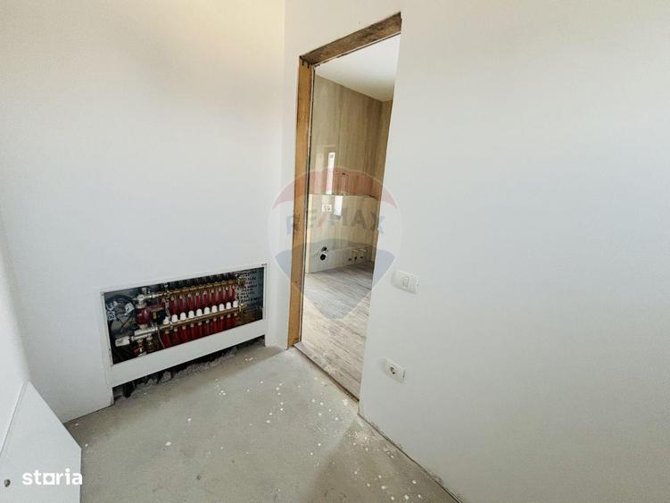 Vila cu 4 camere de vanzare - 2