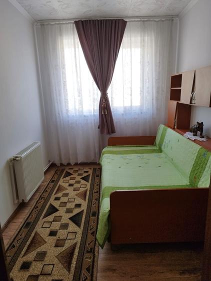 Inchiriez apartament cu doua camere - 2