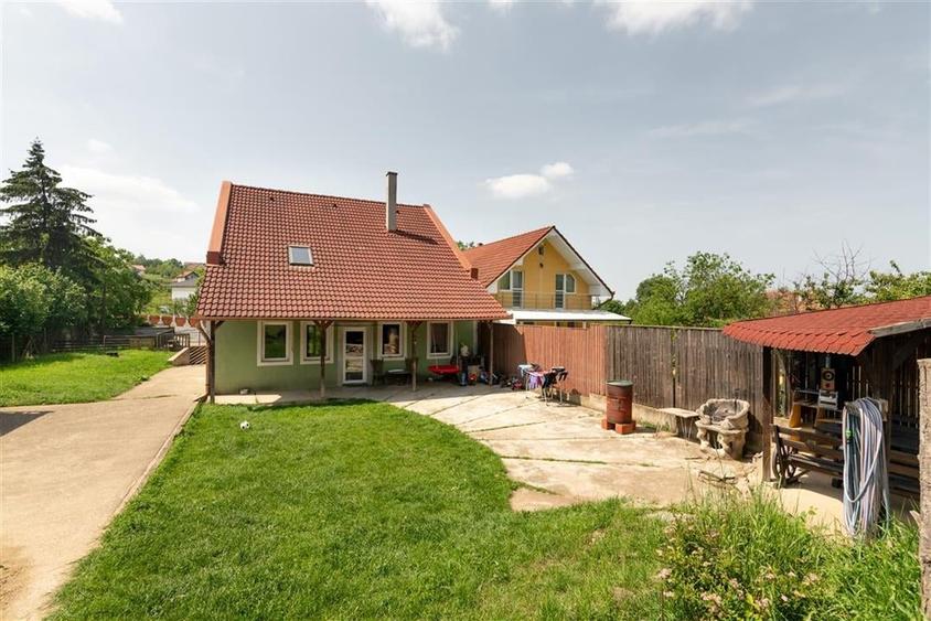 RECO Casa dubla cu teren generos - 2