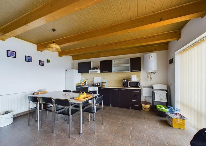 Casa de vacan?a langa lacul Surduc! - 4