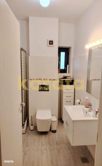 Apartament cu 4 camere în Dămăroaia