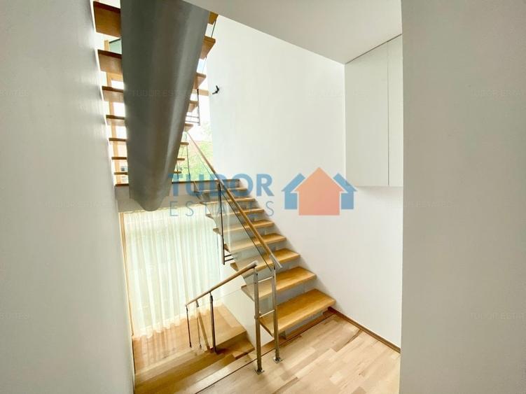 Vila superba cu 5 dormitoare de vazare in complex cu piscina - 20