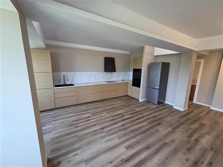 Apartament 3 camere 3 bai Baneasa Drumul Agatului 66A - 2