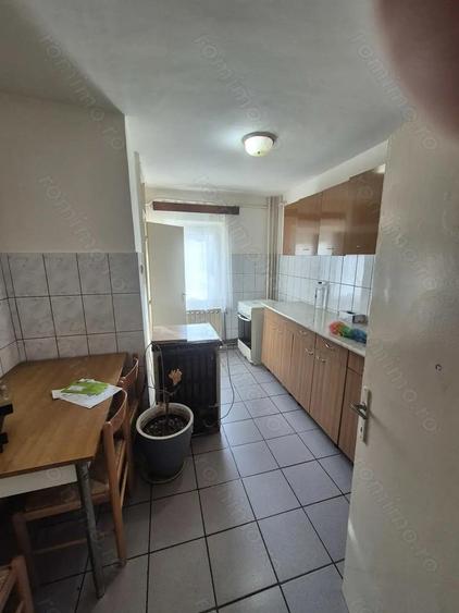 Vand 3 camere parter Lunca - 2