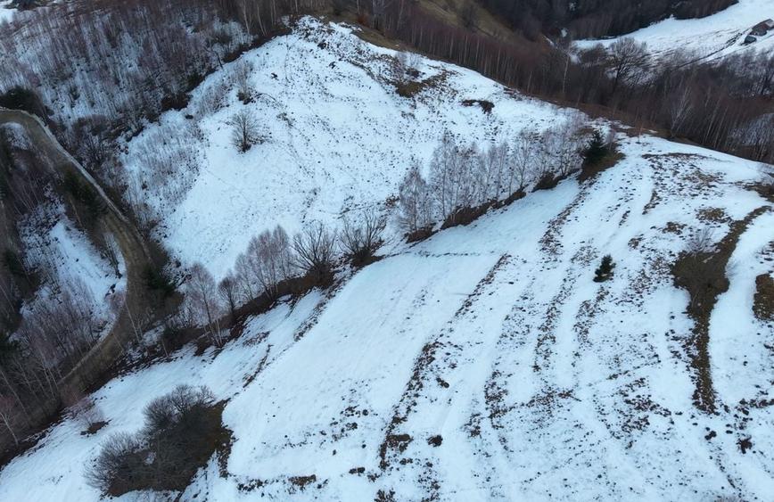 Teren de vanzare - Pestera Magura Moeciu - 2