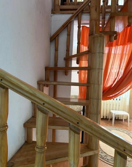 Povestea unei case la doar 200 m de valuri, cu piscina ?i - 10