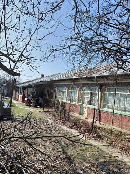 Casa si teren 1300 mp la 32 km de Bucuresti - 1