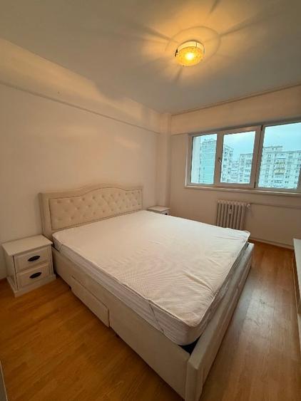 INCHIRIERE APARTAMENT 4 CAMERE - 4