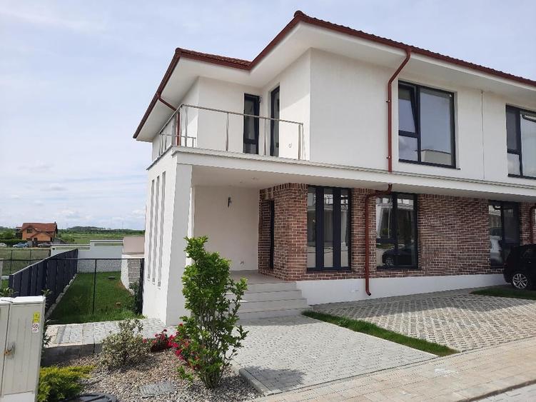 FARA COMISION in COMPLEX REZIDENTIAL in Mogosoaia case cu 5 camere 3 bai P+1+pod - 4