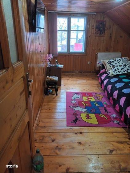 Casă cu 4 camere cu Teren 119 Mp în Central