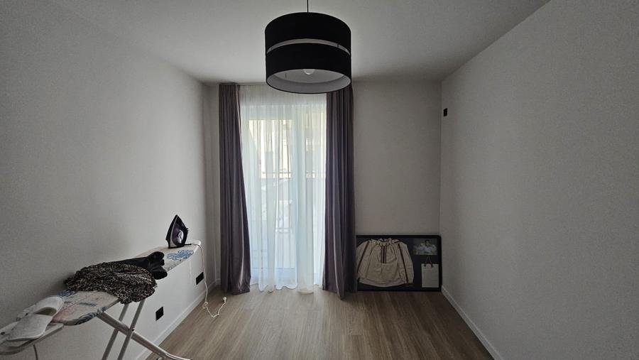 Apartament modern, suprafata utila 75 mp + 82mp terasa, cu 2 locuri  de parcare - 6