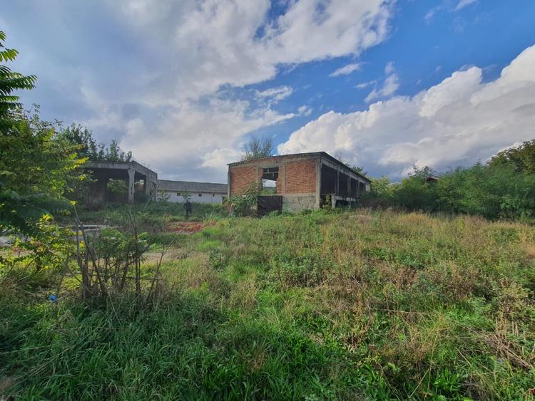 Teren Construcții intravilan de 5088 mp, în Central