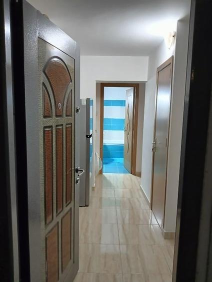 Apartament cu 2 camere decomandat în Torontalului