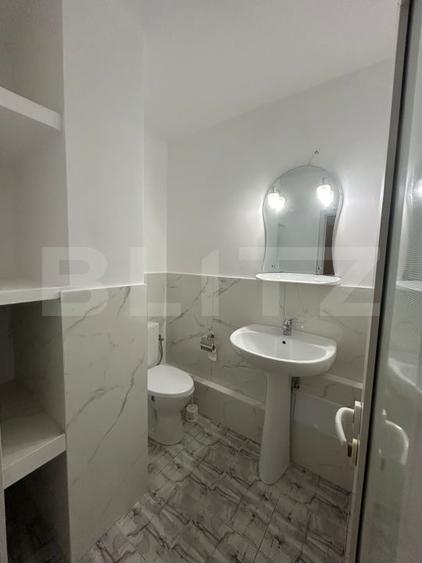 Apartament cu 3 camere decomandat, mobilat în Zorilor