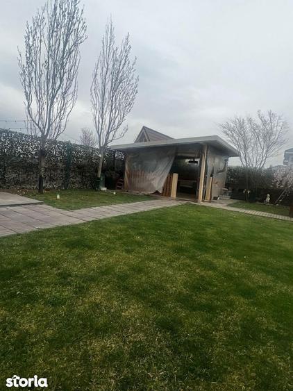 Casă cu 5 camere cu Teren 500 Mp în Săbăreni