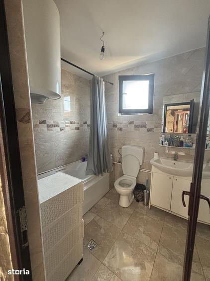 Casă cu 3 camere cu Teren 180 Mp în Central