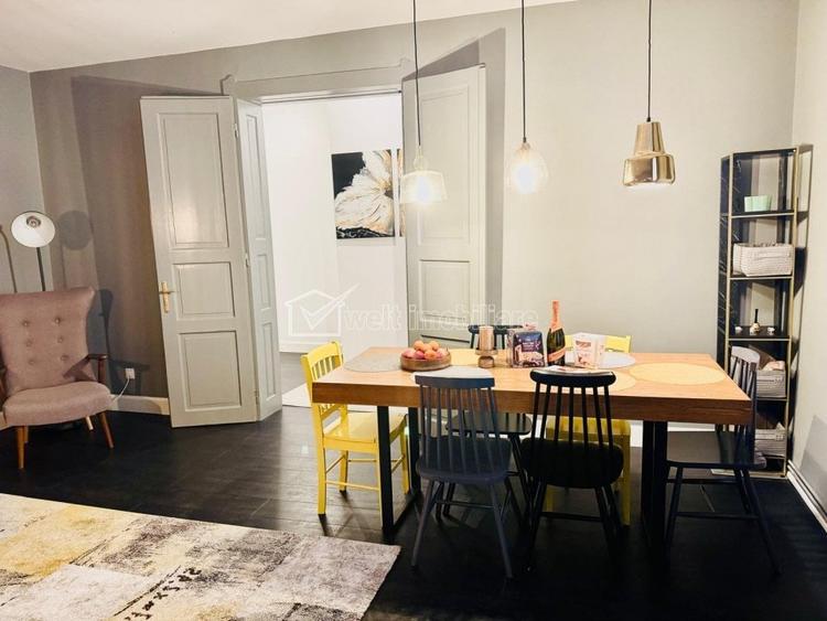Apartament cu 3 camere decomandat în Central