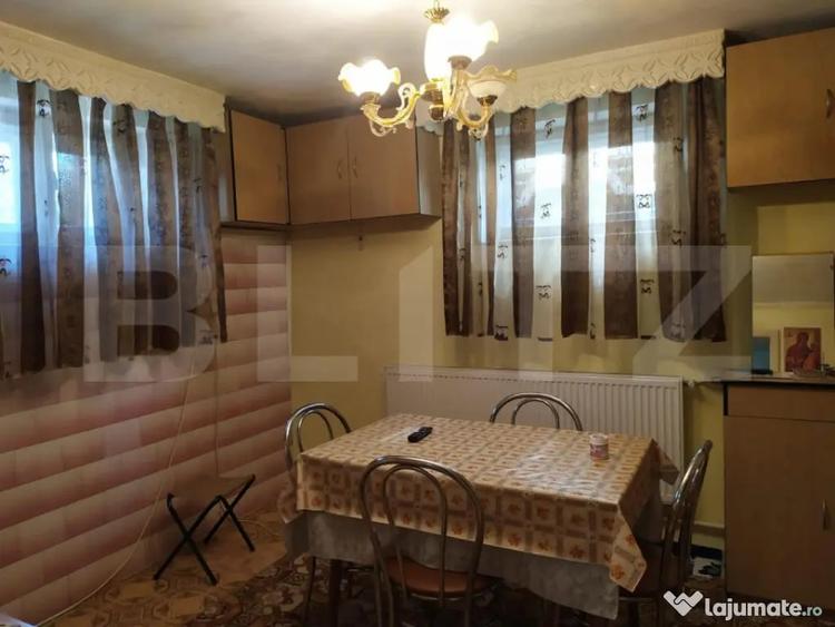 Casa individuala, 223 mp utili, teren 800 mp, zona Cetate - 7