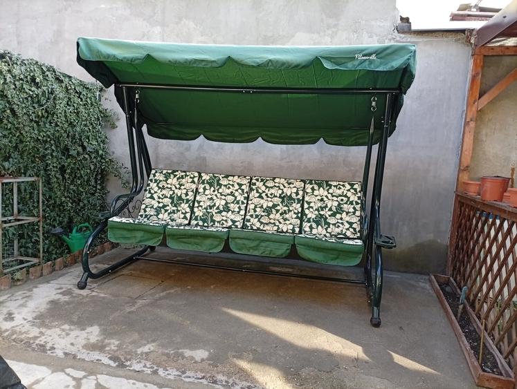 Casă cu 3 camere cu Teren 25 Mp în Central
