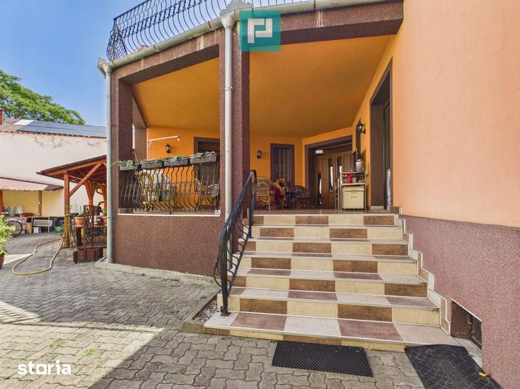 Casa ultracentrala cu 6 camere pentru investi?ii - 20