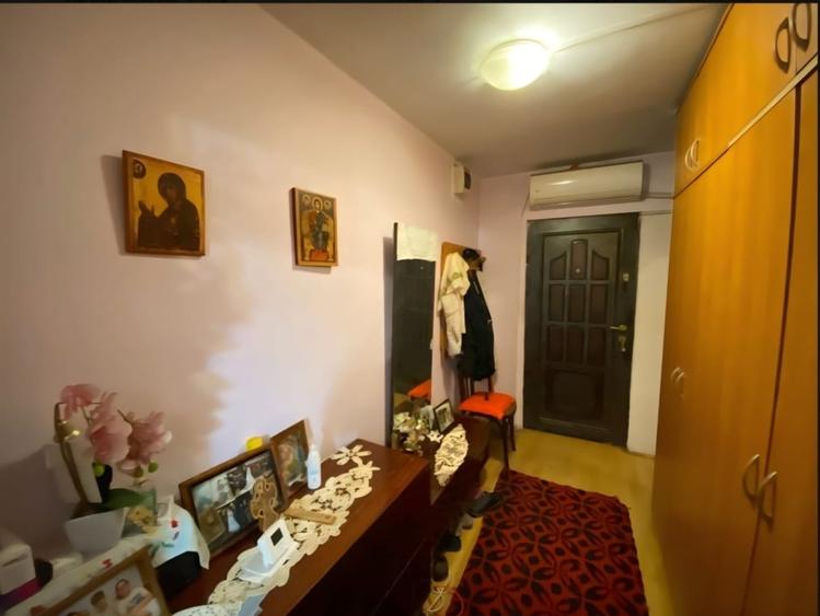 Garsonieră decomandată, mobilată în Soarelui