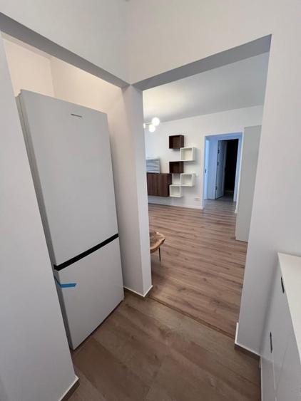 Apartament cu 2 camere semidecomandat, mobilat în Gorjului