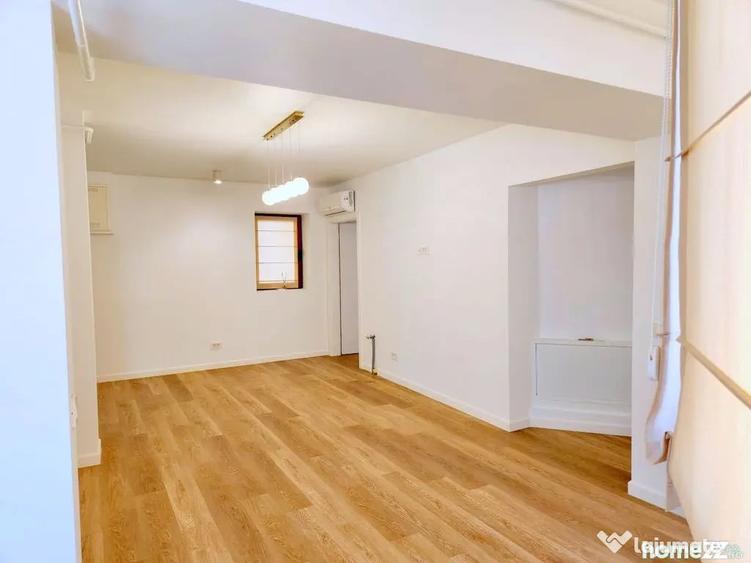Apartament cu 3 camere decomandat în Faleză