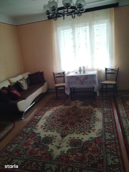 Casă cu 4 camere cu Teren 1564 Mp în Curtici