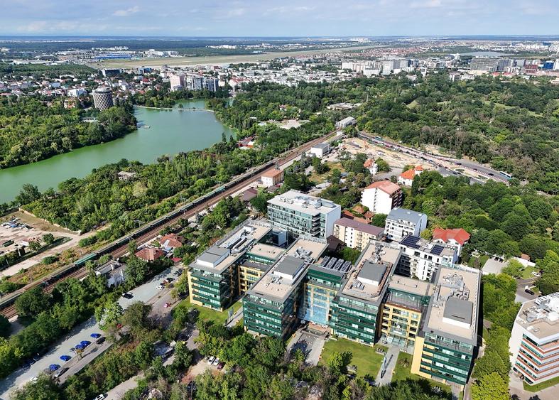 Birou, de 34,186 mp, în P-ta Presei Libere