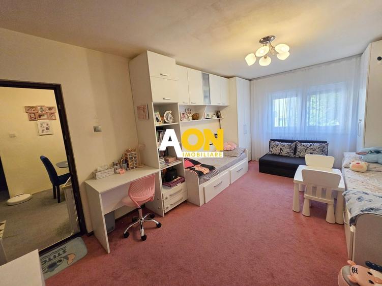 Apartament cu 2 camere decomandat, mobilat în Cetate