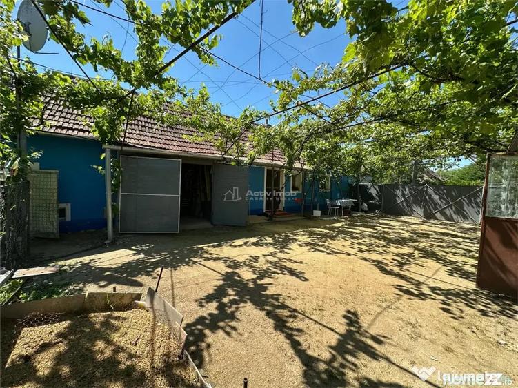 Casă cu 2 camere cu Teren 1501 Mp în Birda