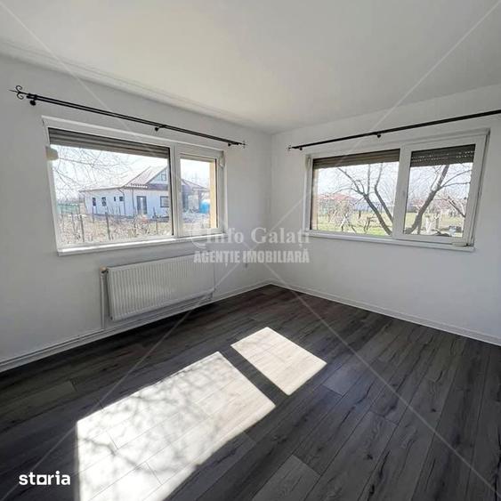 | Casa | Sat Costi | Teren 1000 mp | - 1