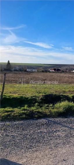 Teren de 1392 mp, în Odaia Manolache