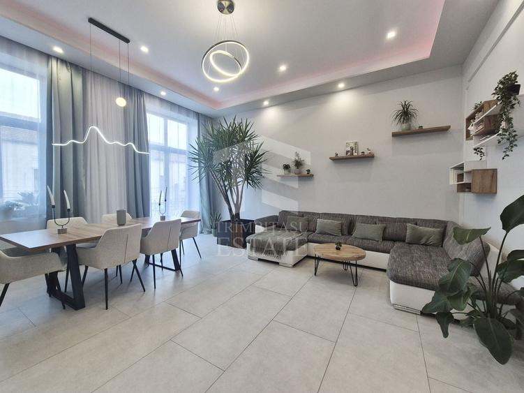Apartament cu 2 camere semidecomandat în P-ța Maria