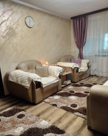 De vanzare Apartament 2 camere spa?ios ?i complet ren De vanzare Apartament 2 camere spa?ios ?i complet ren