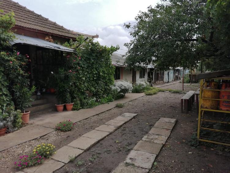 Casă de vanzare - 6