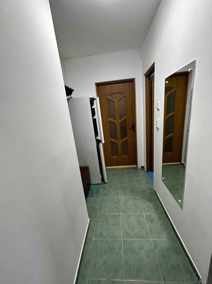 Inchiriez apartament 2 camere - 2