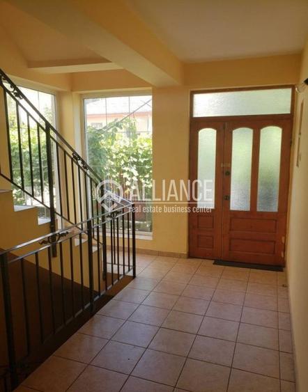 TECHIRGHIOL (COD 02)-  Vilă 10 camere ultracentrala - 8