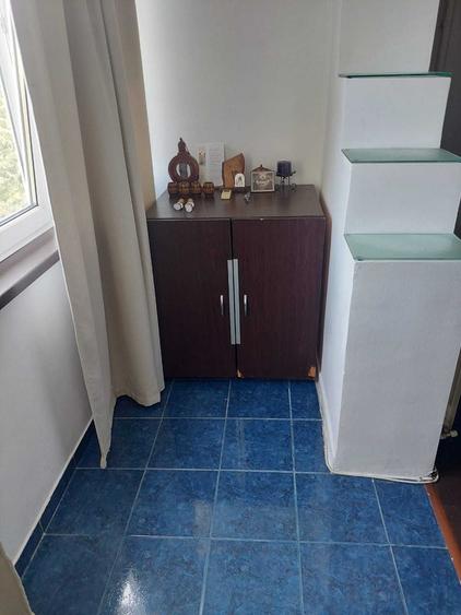 Garsonieră decomandată în Costin Georgian