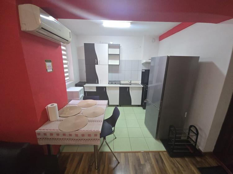 Apartament cu 2 camere decomandat în Kamsas