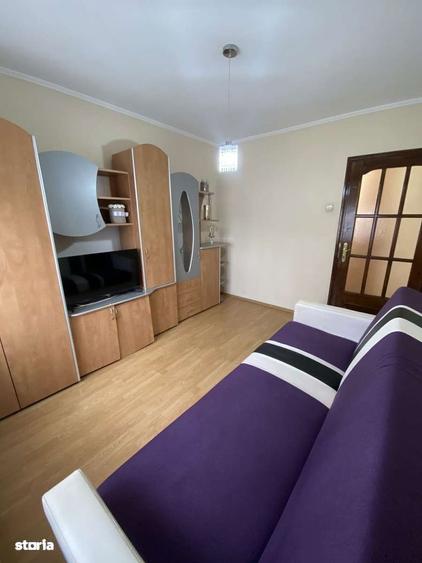 Apartament cu 3 camere în Decebal
