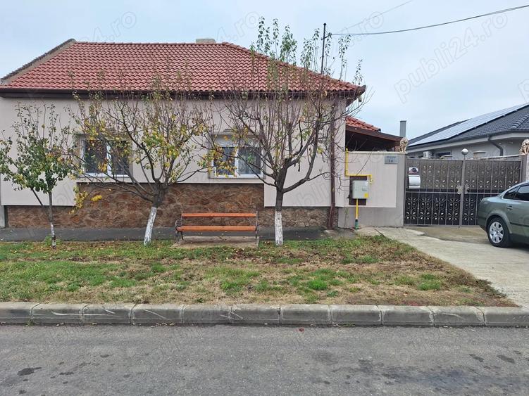 Casa spatioasa de vanzare in Arad cartier Bujac - 3