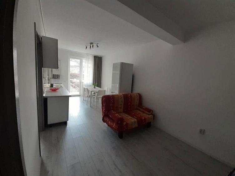 Apartament 2 camere cu parcare privata inclusa, de inchiriat - 3