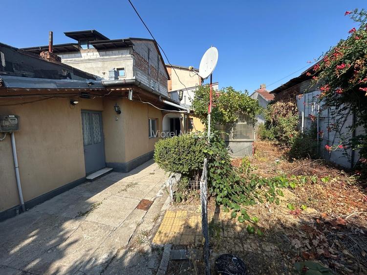 Vanzare casa Piata Ferentari 300 mp teren