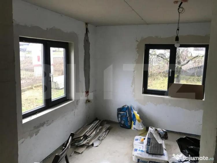 Casa batraneasca,partial renovata,loc. Meresti,3400mp teren - 18