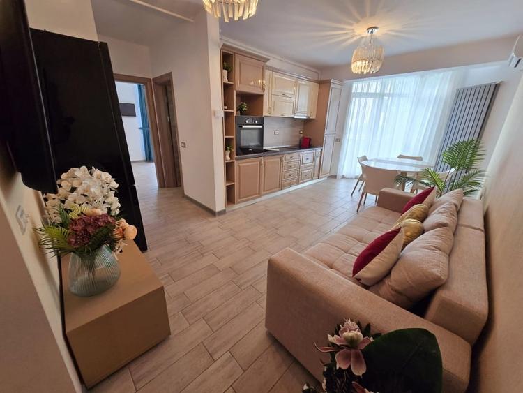 Locuinta perfecta: 3 camere mobilate, cu vedere frontala superba - 6