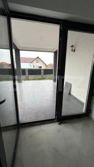 Casa individuala la cheie, 210.000 € negociabil - 9