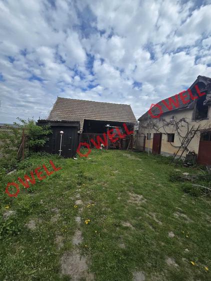Casă cu 2 camere cu Teren 2000 Mp în Aita Mare