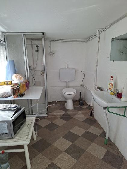 Casa pe colt de vanzare localitatea Birda - 1